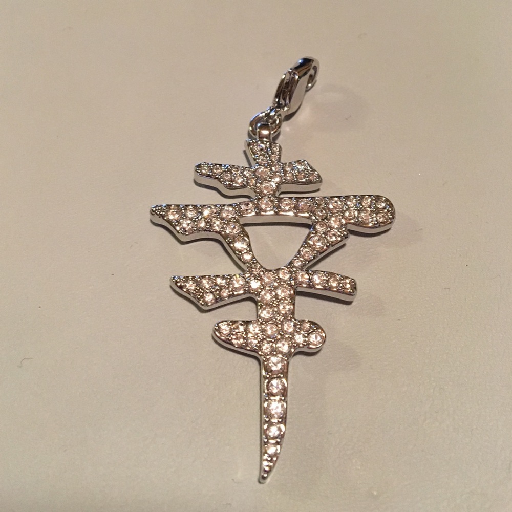 Swarovski charm accessory
